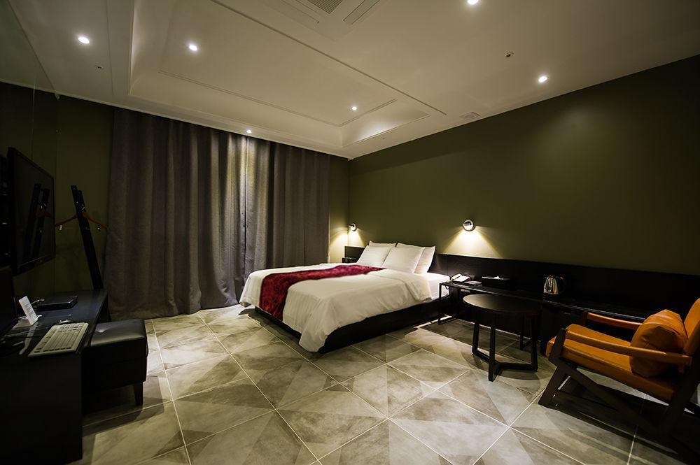 Hotel Floce Бучеон Екстериор снимка