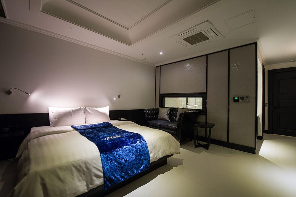 Hotel Floce Бучеон Екстериор снимка