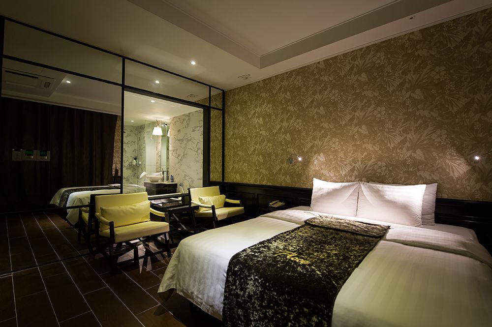 Hotel Floce Бучеон Екстериор снимка