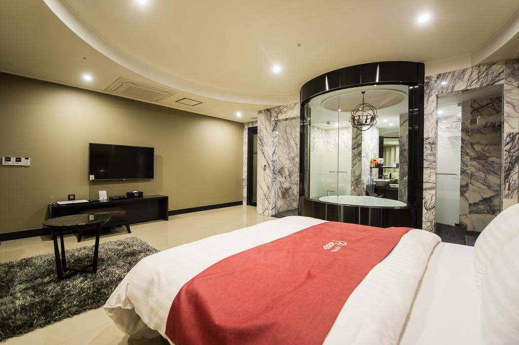 Hotel Floce Бучеон Стая снимка