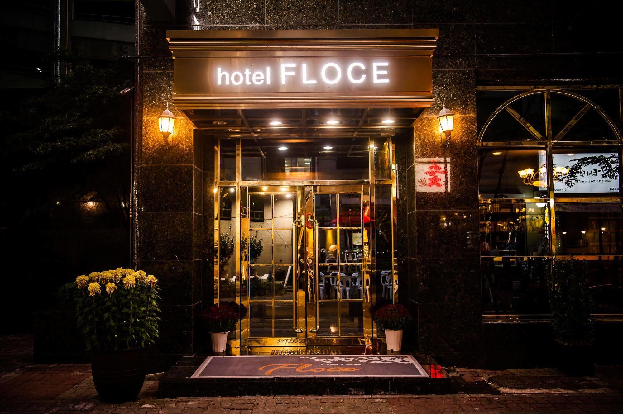 Hotel Floce Бучеон Екстериор снимка